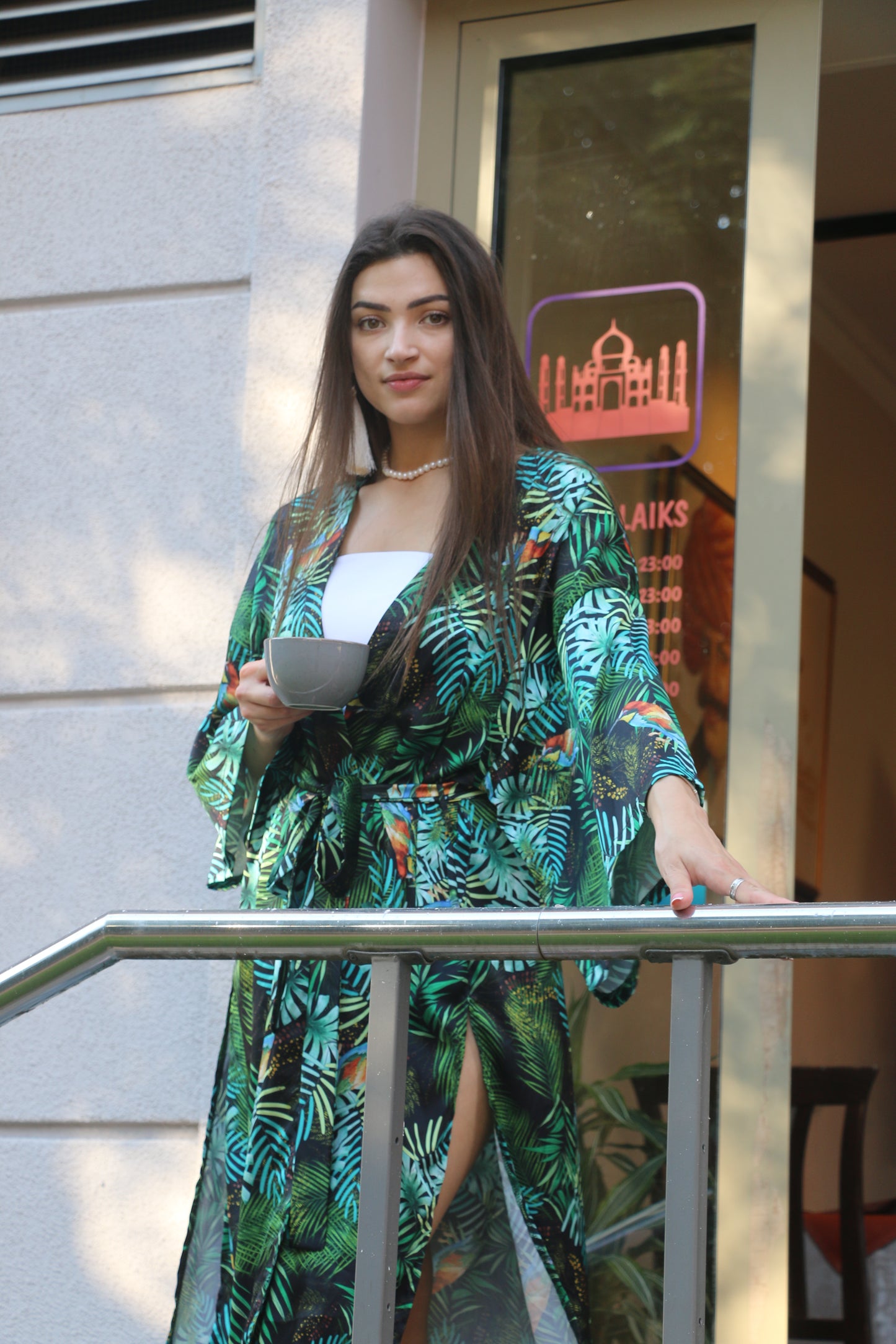 "Tropical Breeze" Lounge-to-Street Kimono – Limited Edition